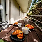 L'industriel - Proche Hopital - Parking - Balcon Apartment *