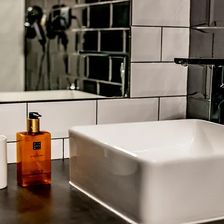 L'industriel - Proche Hopital - Parking - Balcon