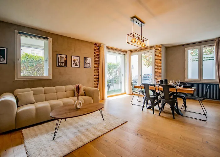 L'industriel - Proche Hopital - Parking - Balcon 公寓