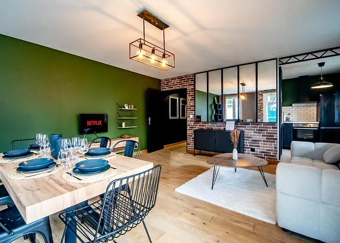 L'industriel - Proche Hopital - Parking - Balcon 公寓